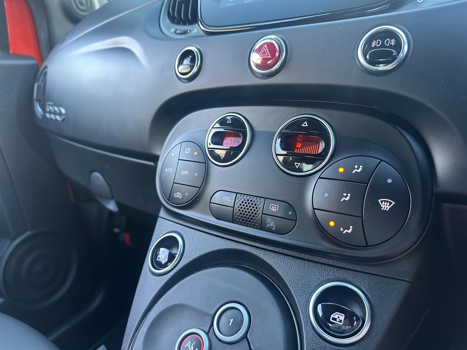 Used Abarth 695 2024 for sale - 76415351: Photo 11