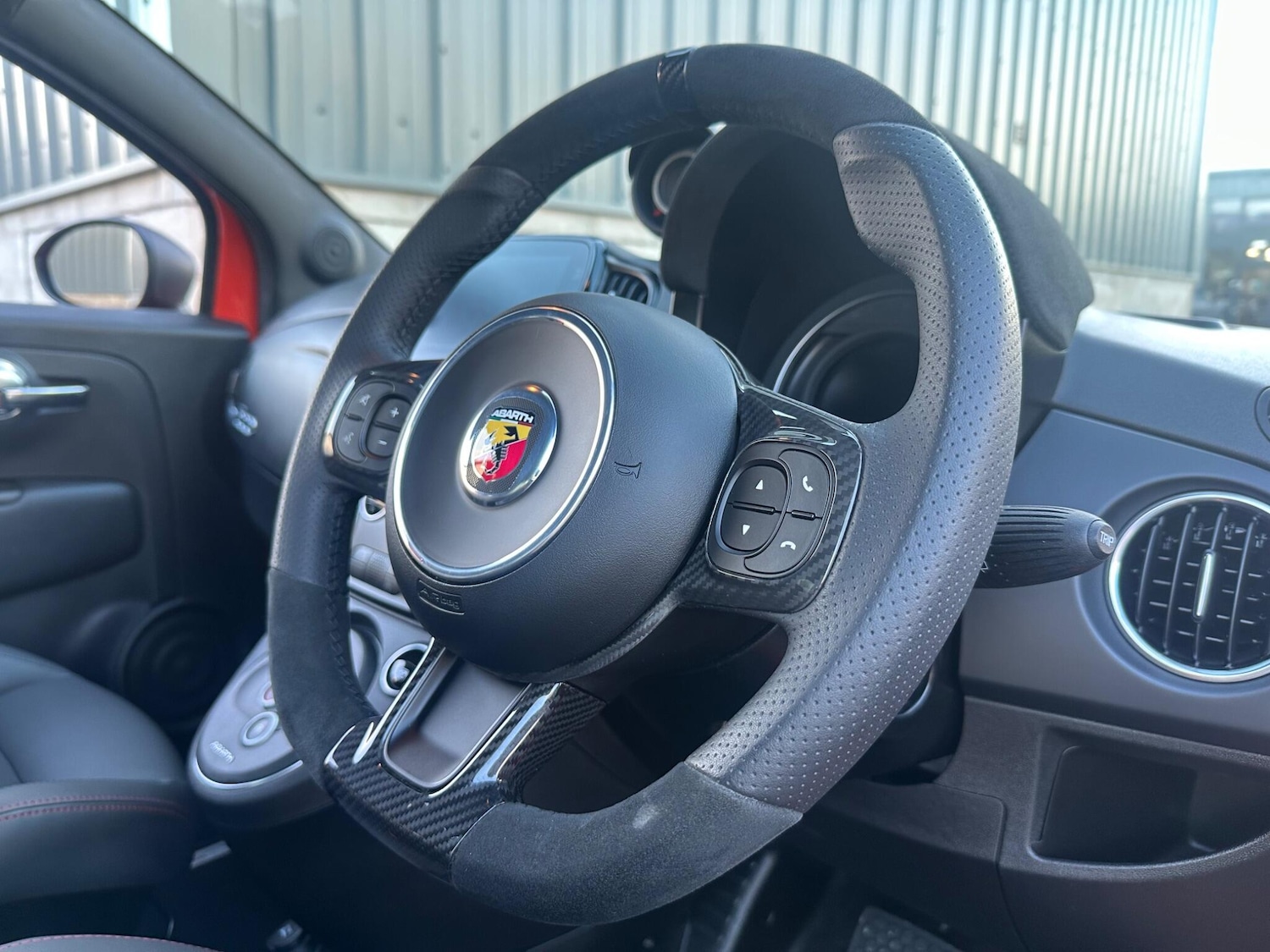 Used Abarth 695 2024 for sale - 76415351: Photo 20