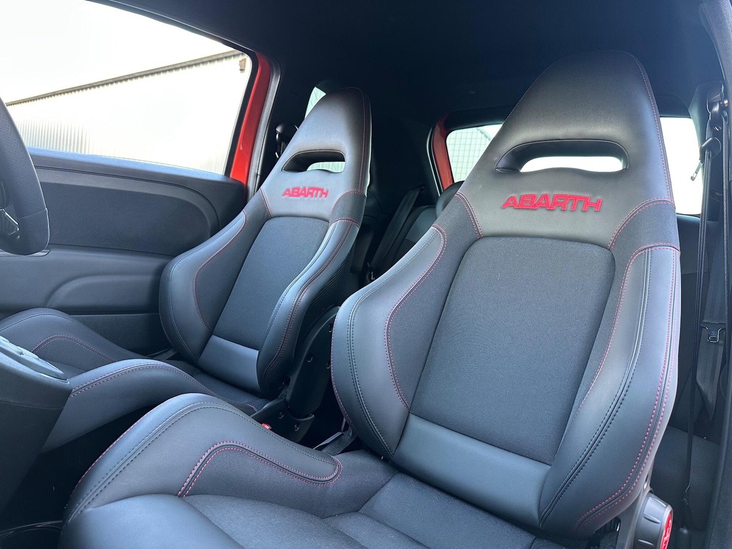 Used Abarth 695 2024 for sale - 76415351: Photo 21