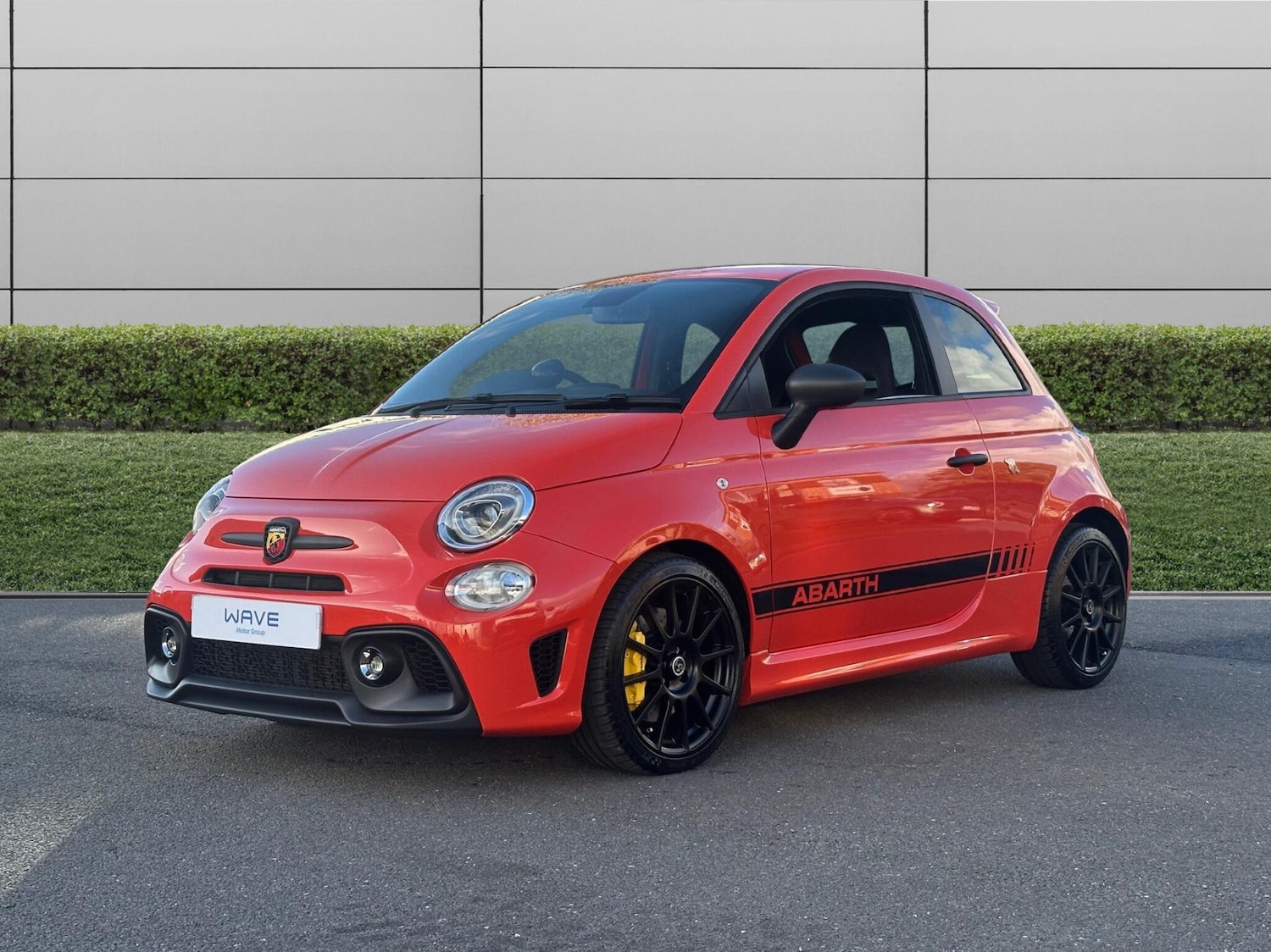 Used Abarth 695 2024 for sale - 76415351: Photo 3