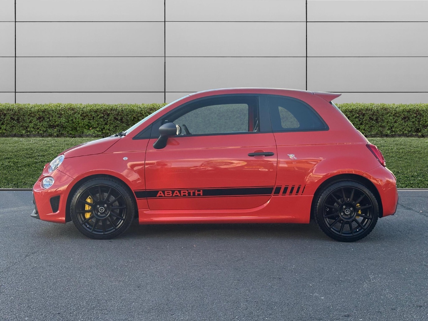 Used Abarth 695 2024 for sale - 76415351: Photo 4