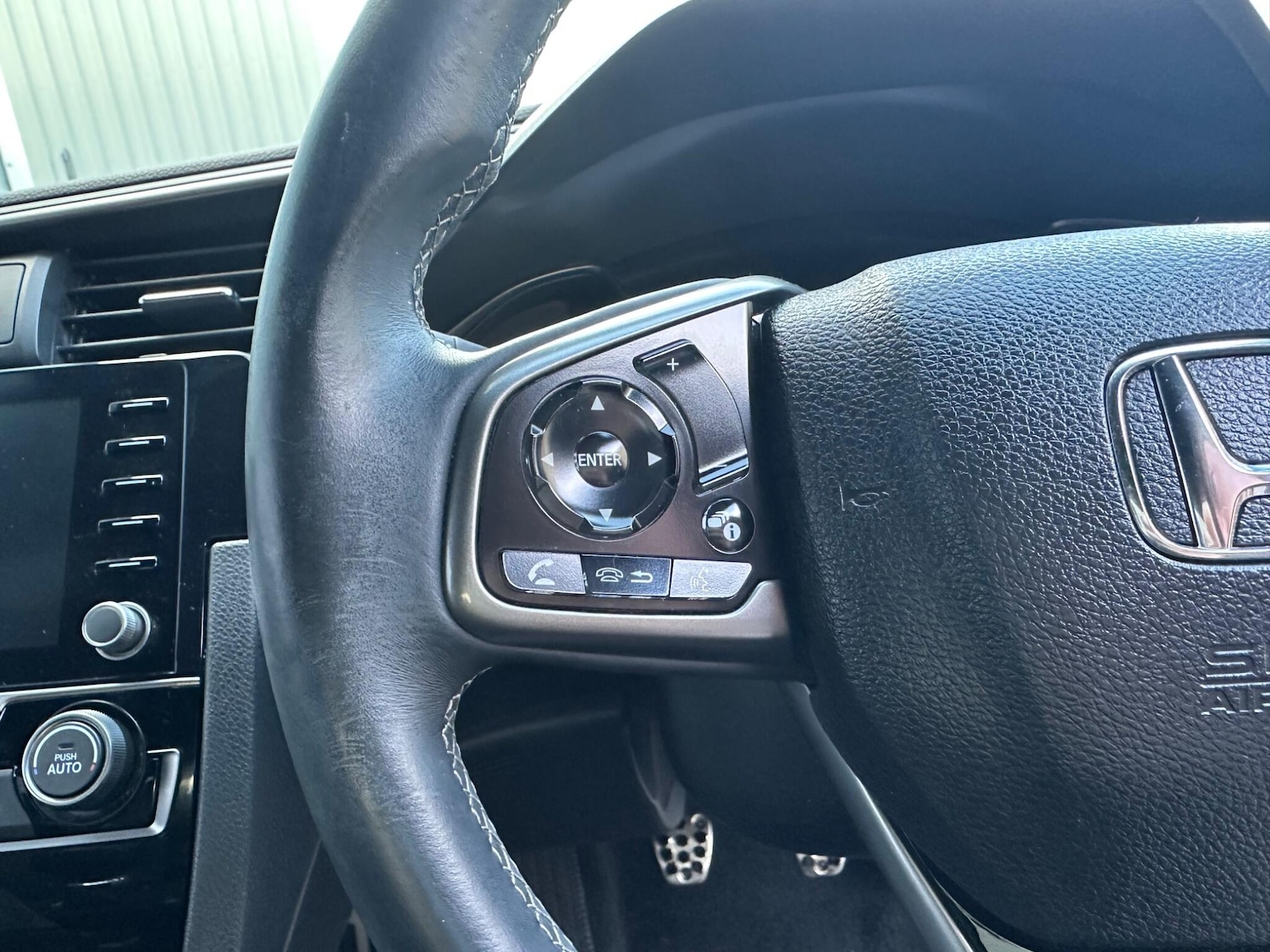 Used Honda Civic 2021 for sale - 76415352: Photo 17