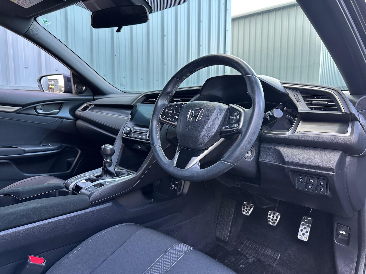 Used Honda Civic 2021 for sale - 76415352: Photo 9