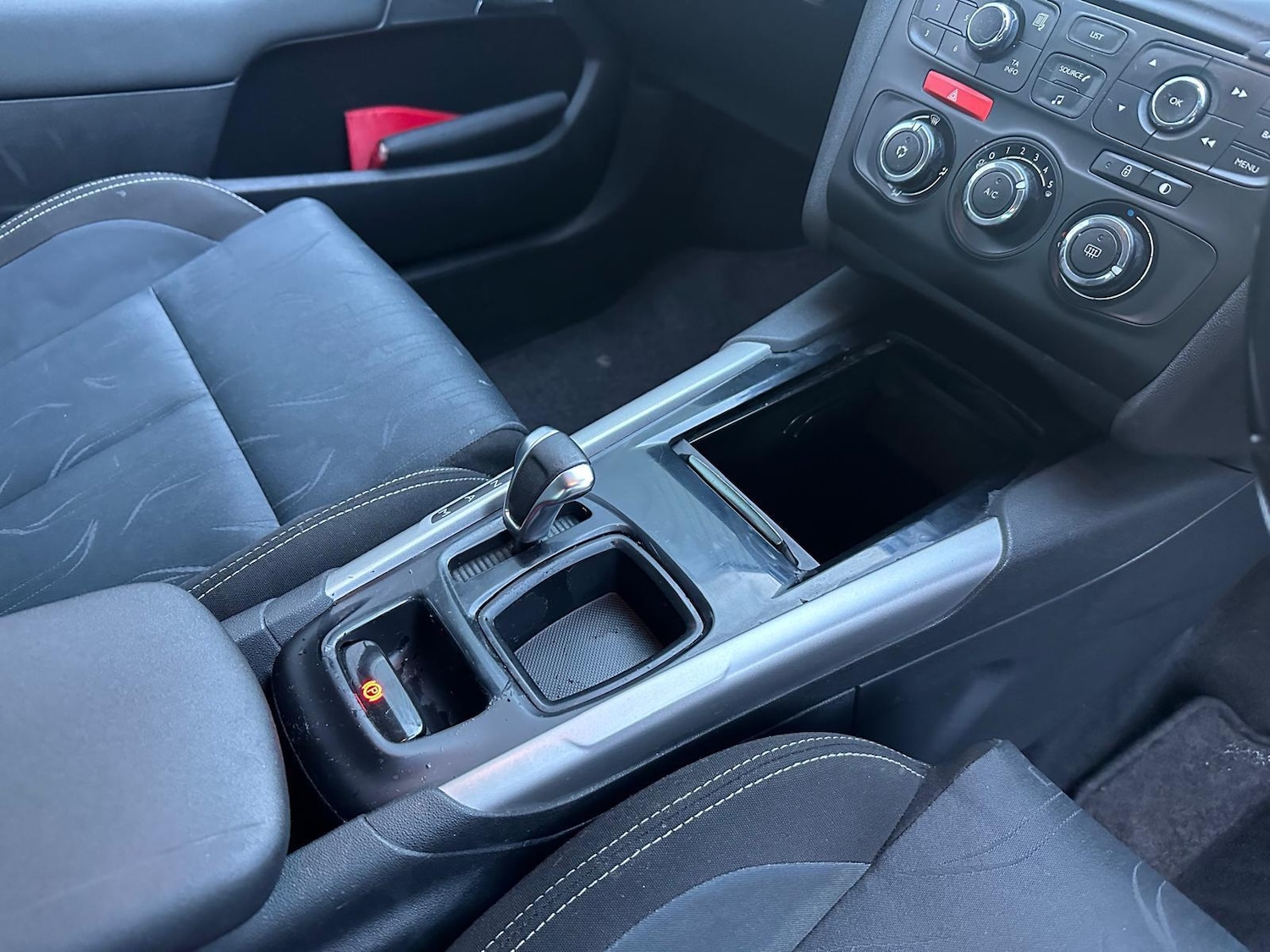 Used Citroen C4 2011 for sale - 76765748: Photo 22