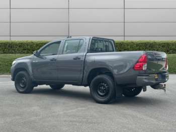 Used Toyota Hilux 2019 for sale - 74957708: Photo