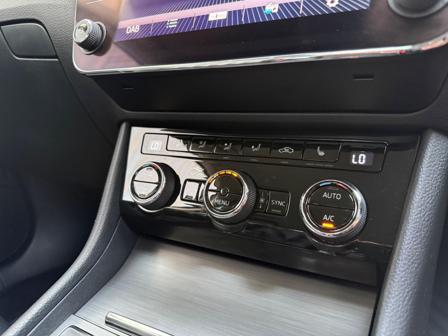 Used Skoda Superb 2020 for sale - 76415374: Photo 18