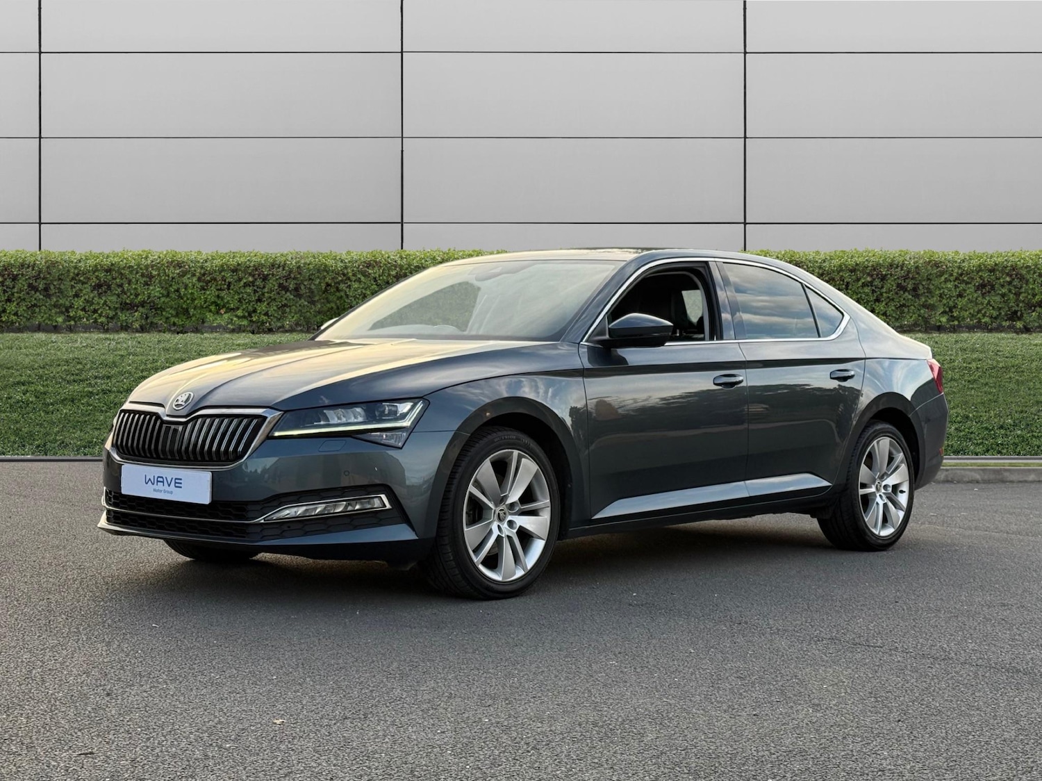 Used Skoda Superb 2020 for sale - 76415374: Photo 2