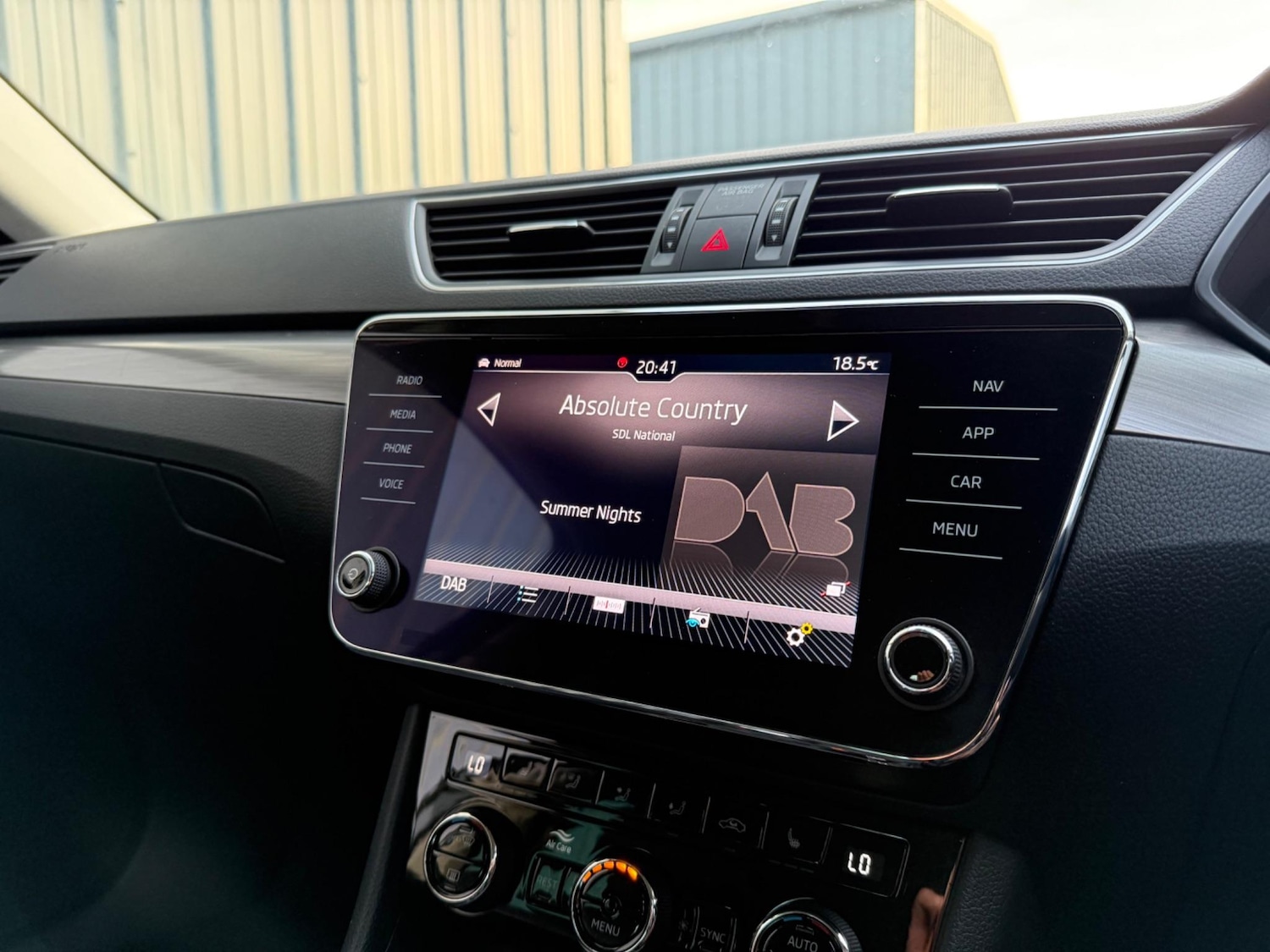 Used Skoda Superb 2020 for sale - 76415374: Photo 23