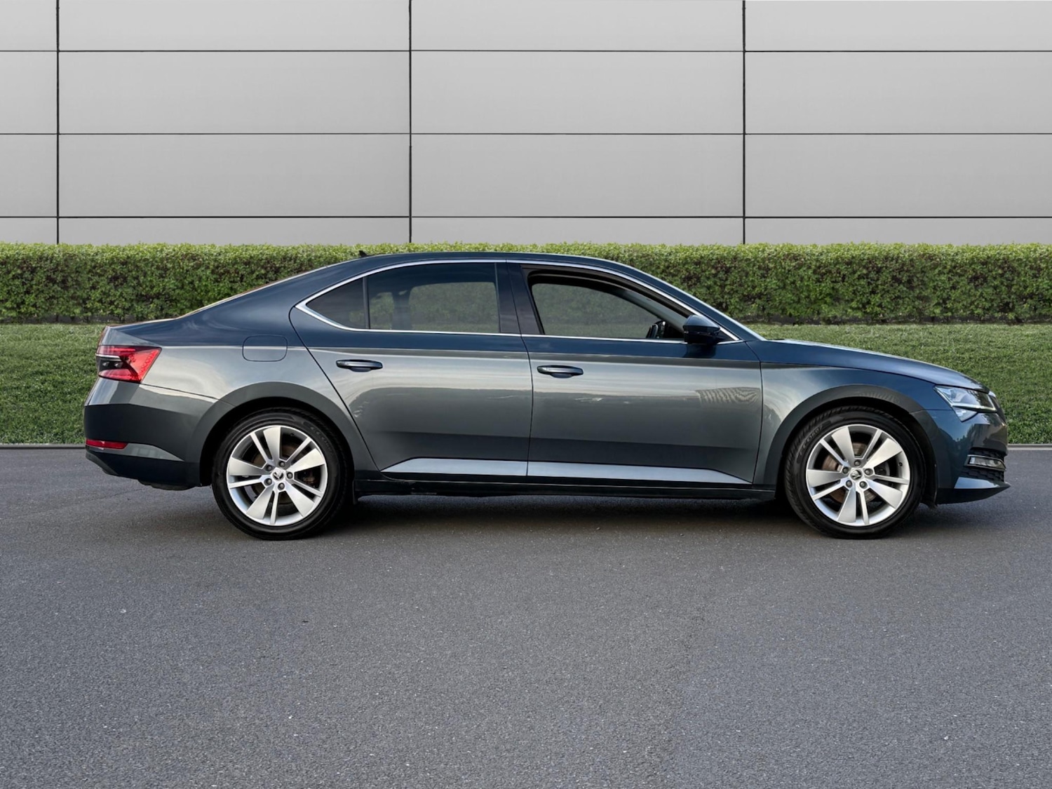 Used Skoda Superb 2020 for sale - 76415374: Photo 6