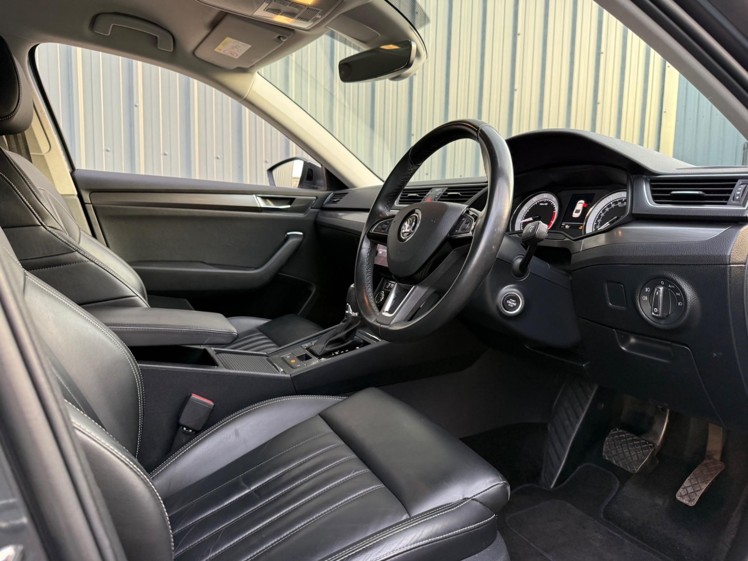 Used Skoda Superb 2020 for sale - 76415374: Photo 8