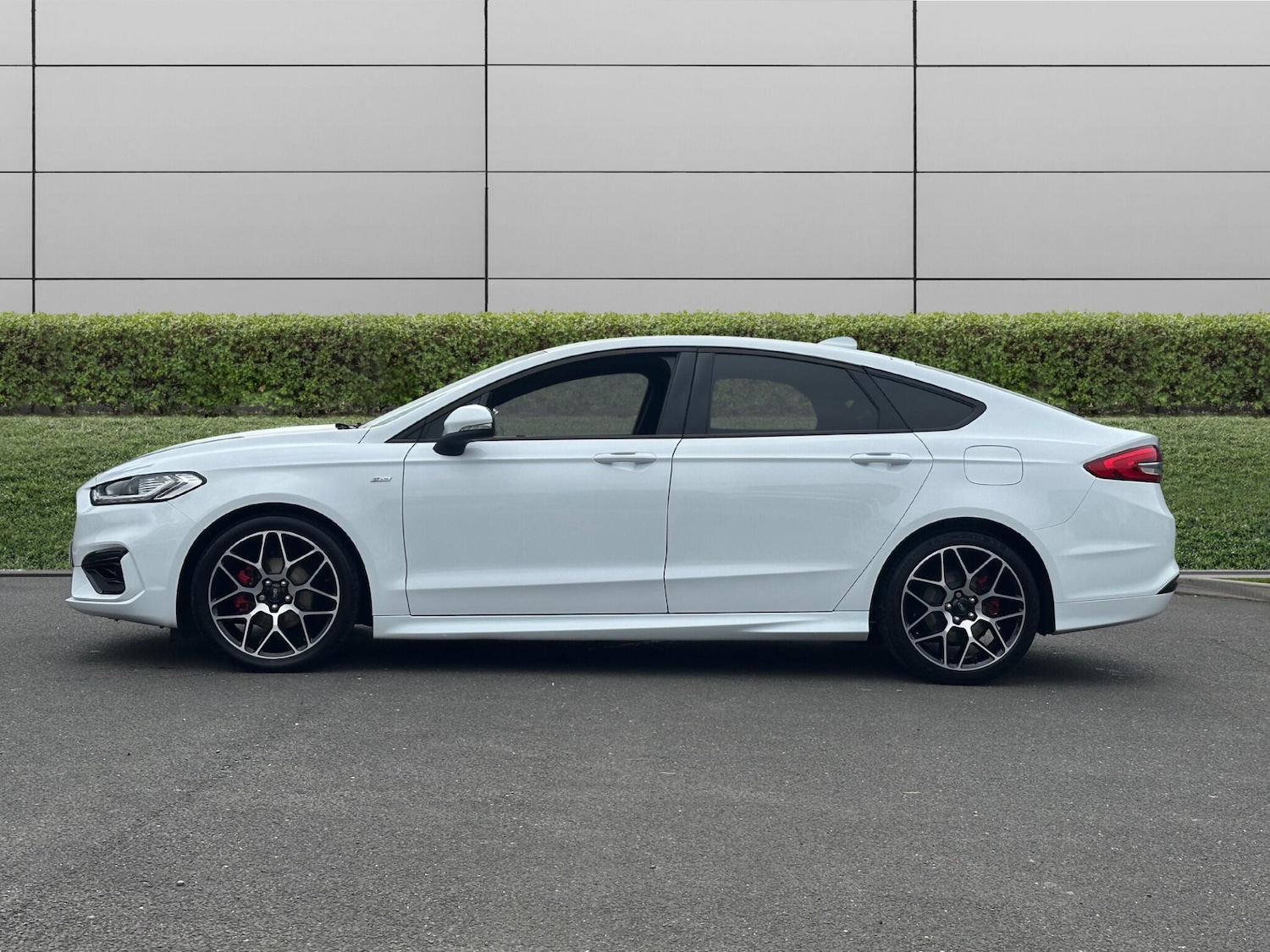 Used Ford Mondeo 2021 for sale - 76415371: Photo 5