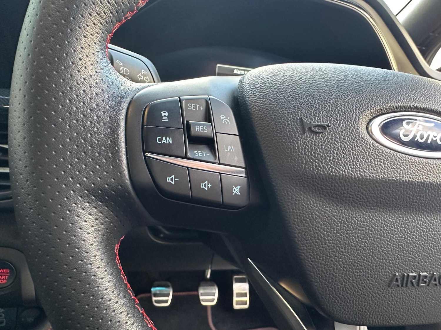 Used Ford Focus 2023 for sale - 76415366: Photo 16