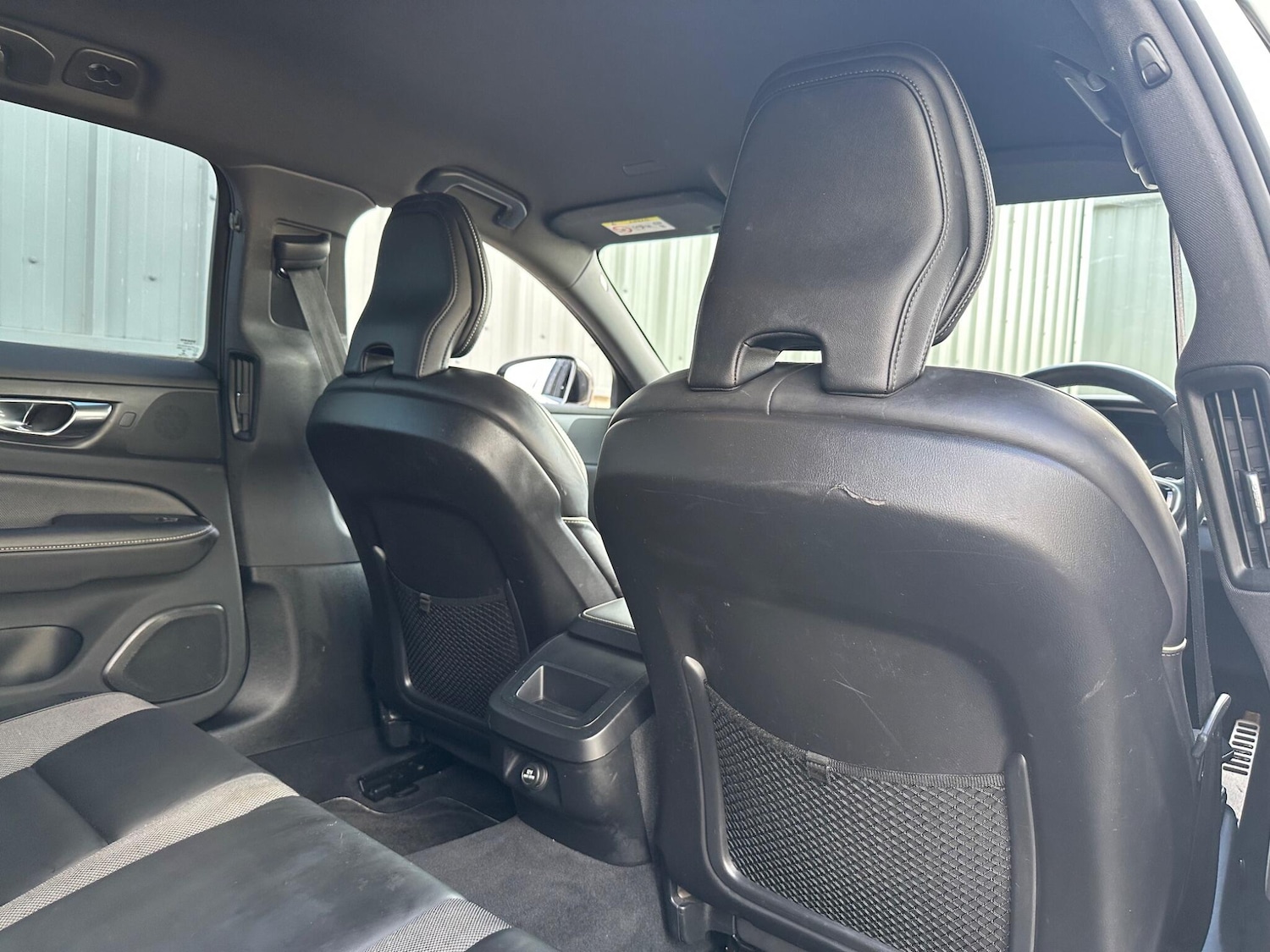 Used Volvo V60 2019 for sale - 76415369: Photo 12