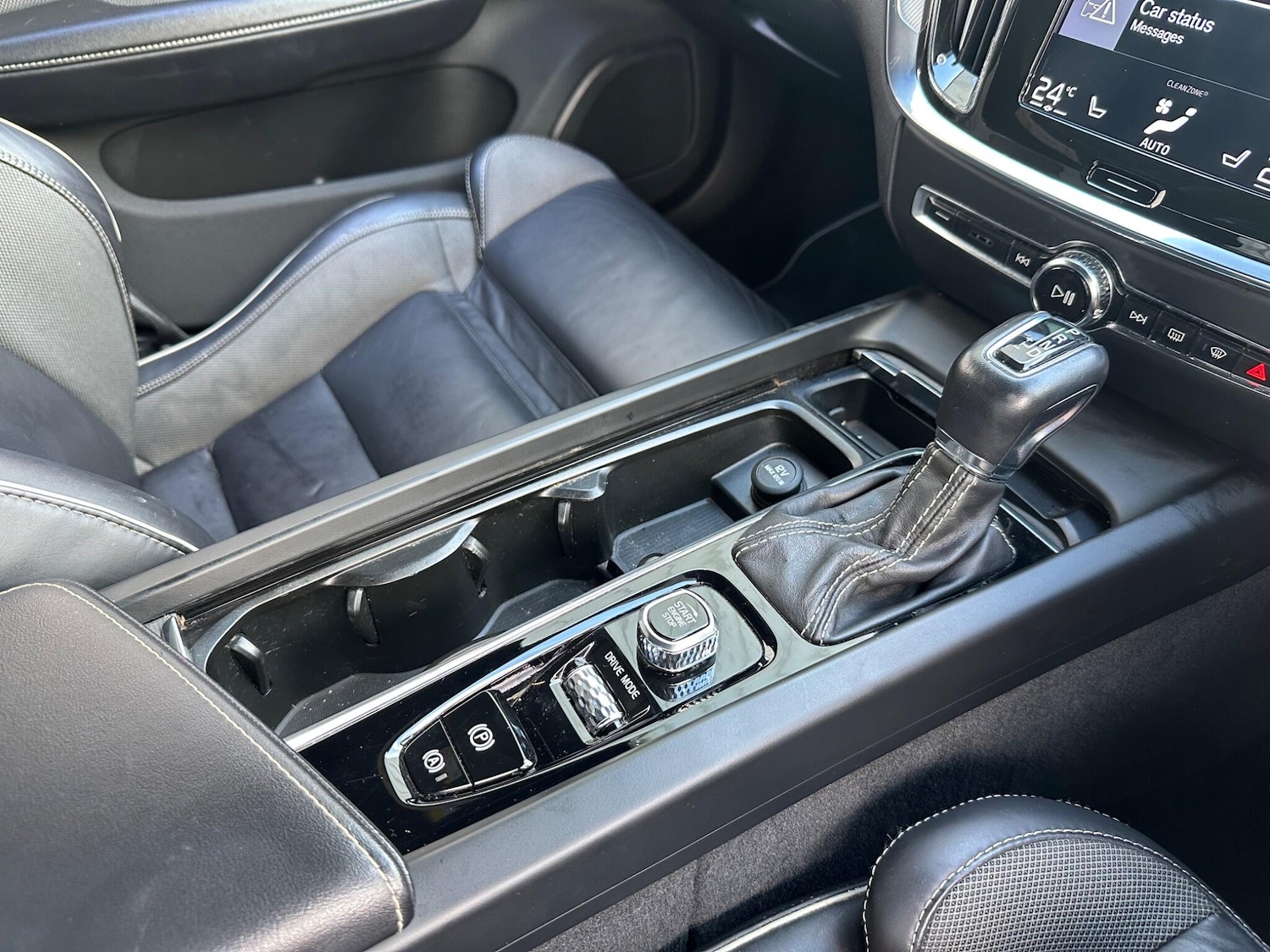 Used Volvo V60 2019 for sale - 76415369: Photo 14