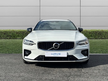 Used Volvo V60 2019 for sale - 76415369: Photo