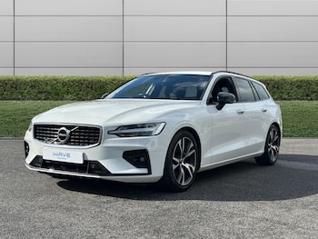 Used Volvo V60 2019 for sale - 76415369: Photo