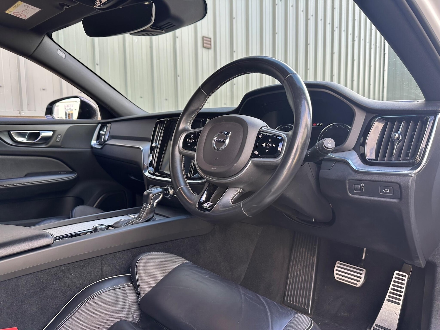 Used Volvo V60 2019 for sale - 76415369: Photo 9