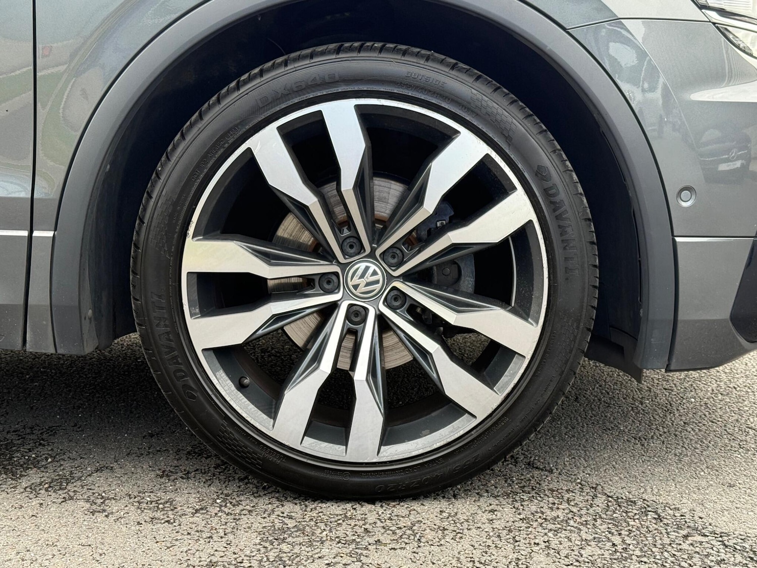 Used Volkswagen Tiguan 2019 for sale - 76415367: Photo 22