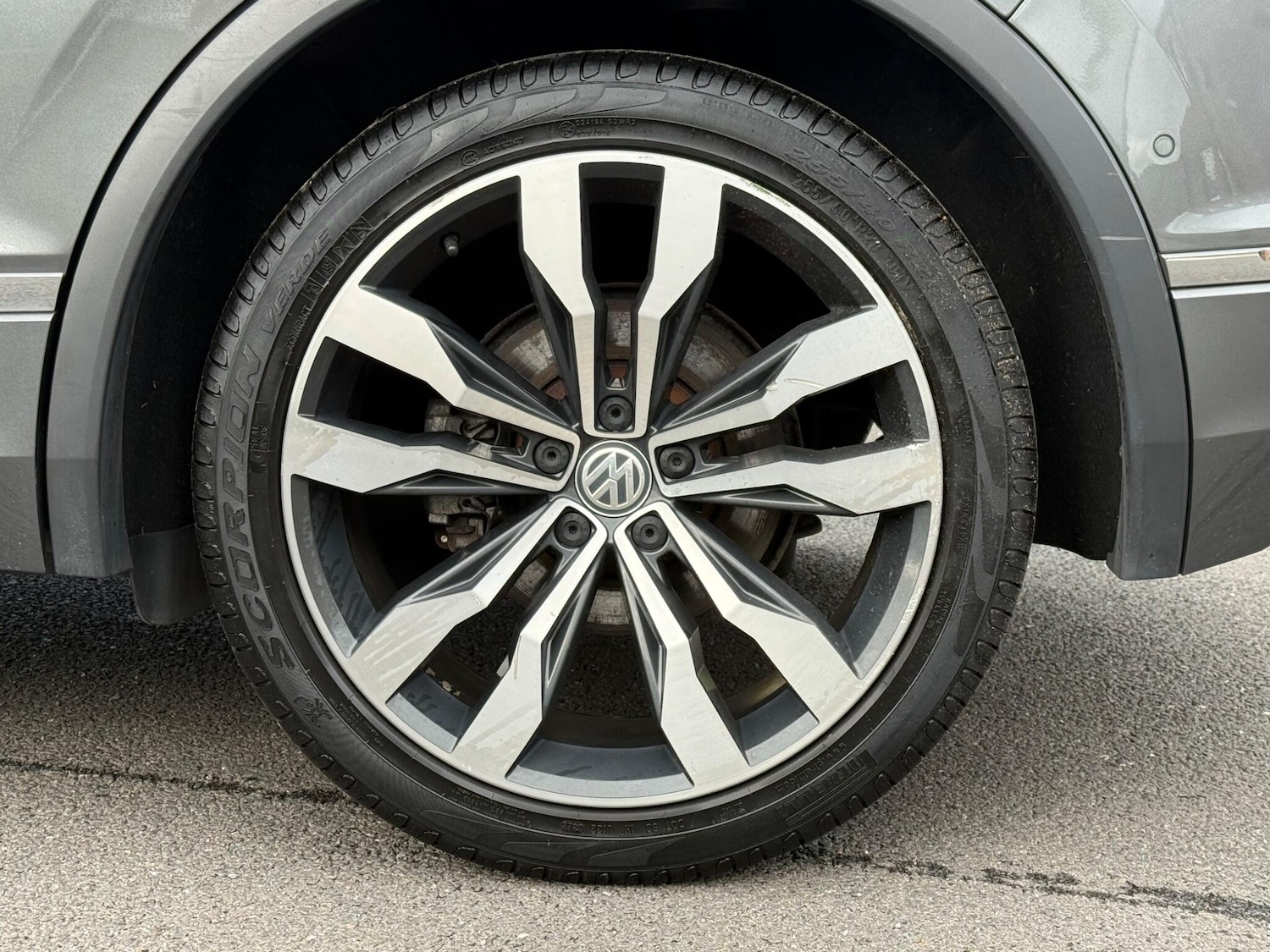 Used Volkswagen Tiguan 2019 for sale - 76415367: Photo 24