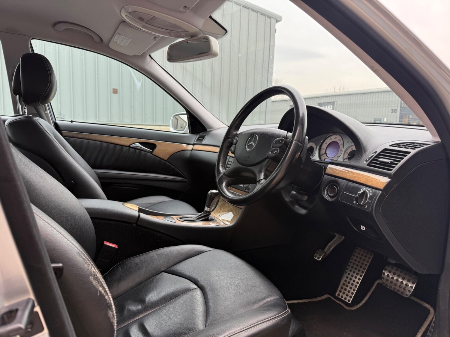 Used Mercedes-Benz E Class 2009 for sale - 76415363: Photo 7