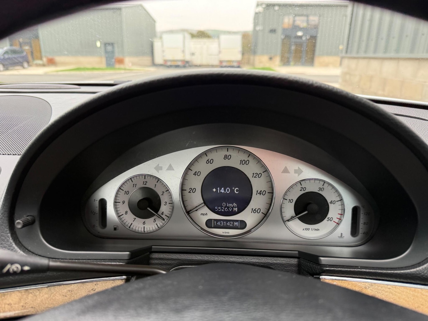 Used Mercedes-Benz E Class 2009 for sale - 76415363: Photo 9