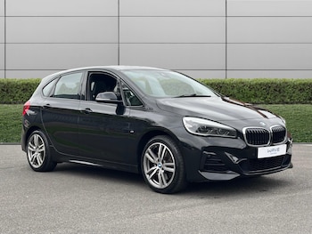 2019 (19) - 225xe M Sport Premium 5dr Auto