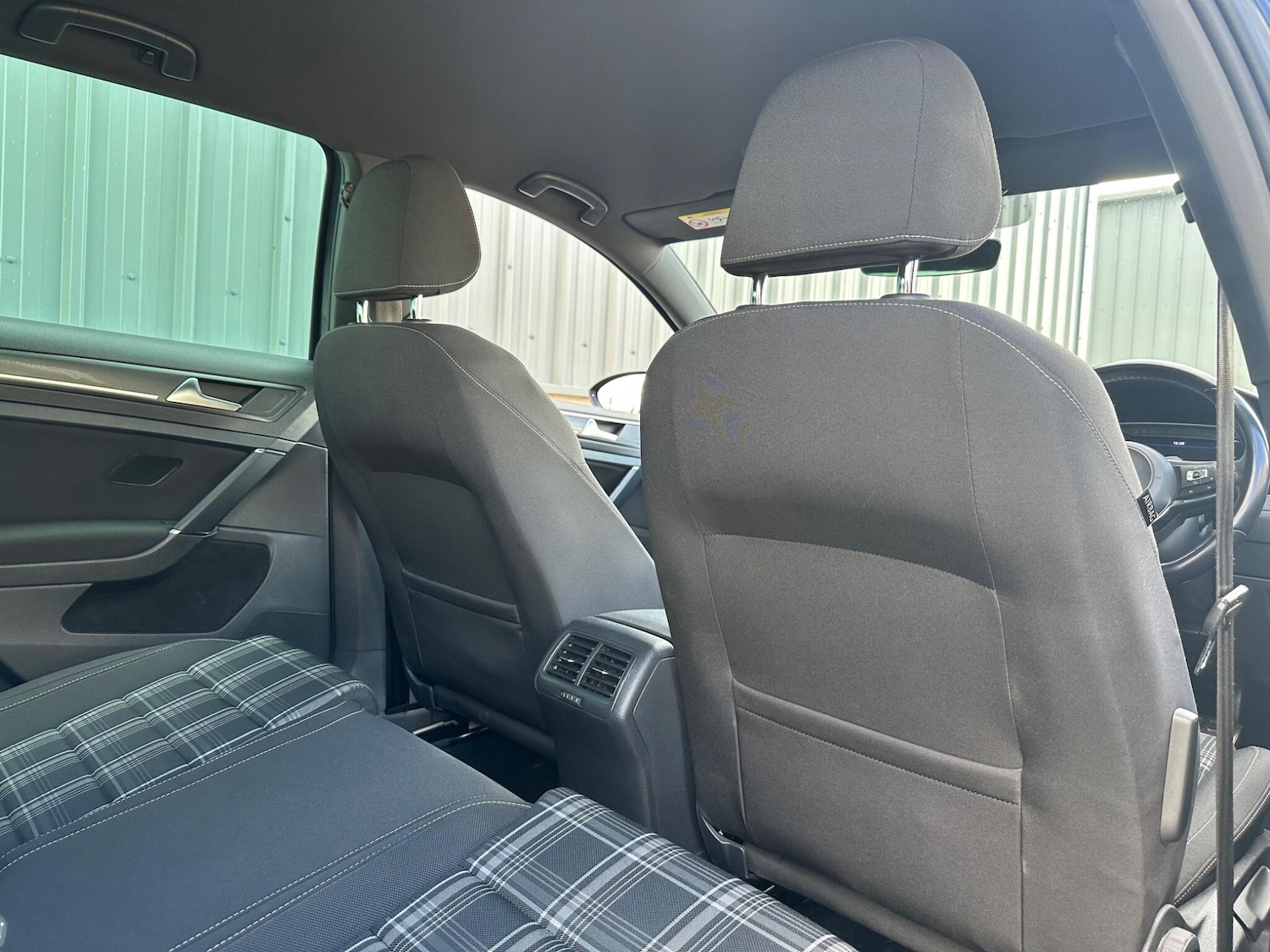 Used Volkswagen Golf 2018 for sale - 76415359: Photo 11