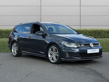 Used Volkswagen Golf 2018 for sale - 76415359: Photo