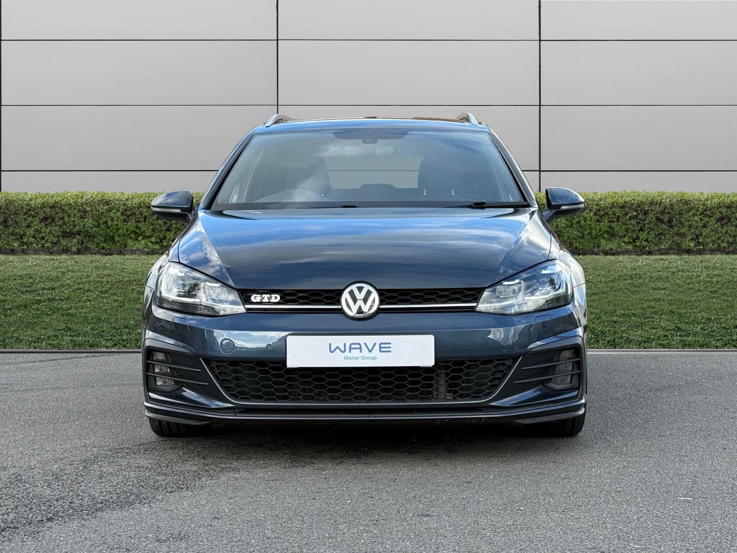 Used Volkswagen Golf 2018 for sale - 76415359: Photo 2
