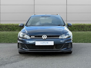 Used Volkswagen Golf 2018 for sale - 76415359: Photo