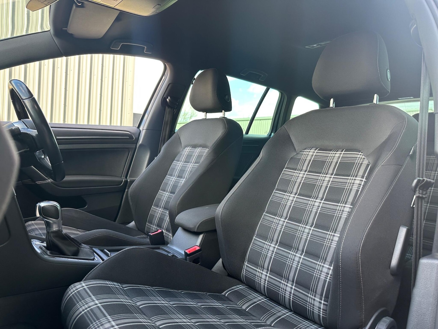 Used Volkswagen Golf 2018 for sale - 76415359: Photo 30