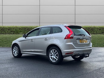 Used Volvo XC60 2016 for sale - 76415357: Photo