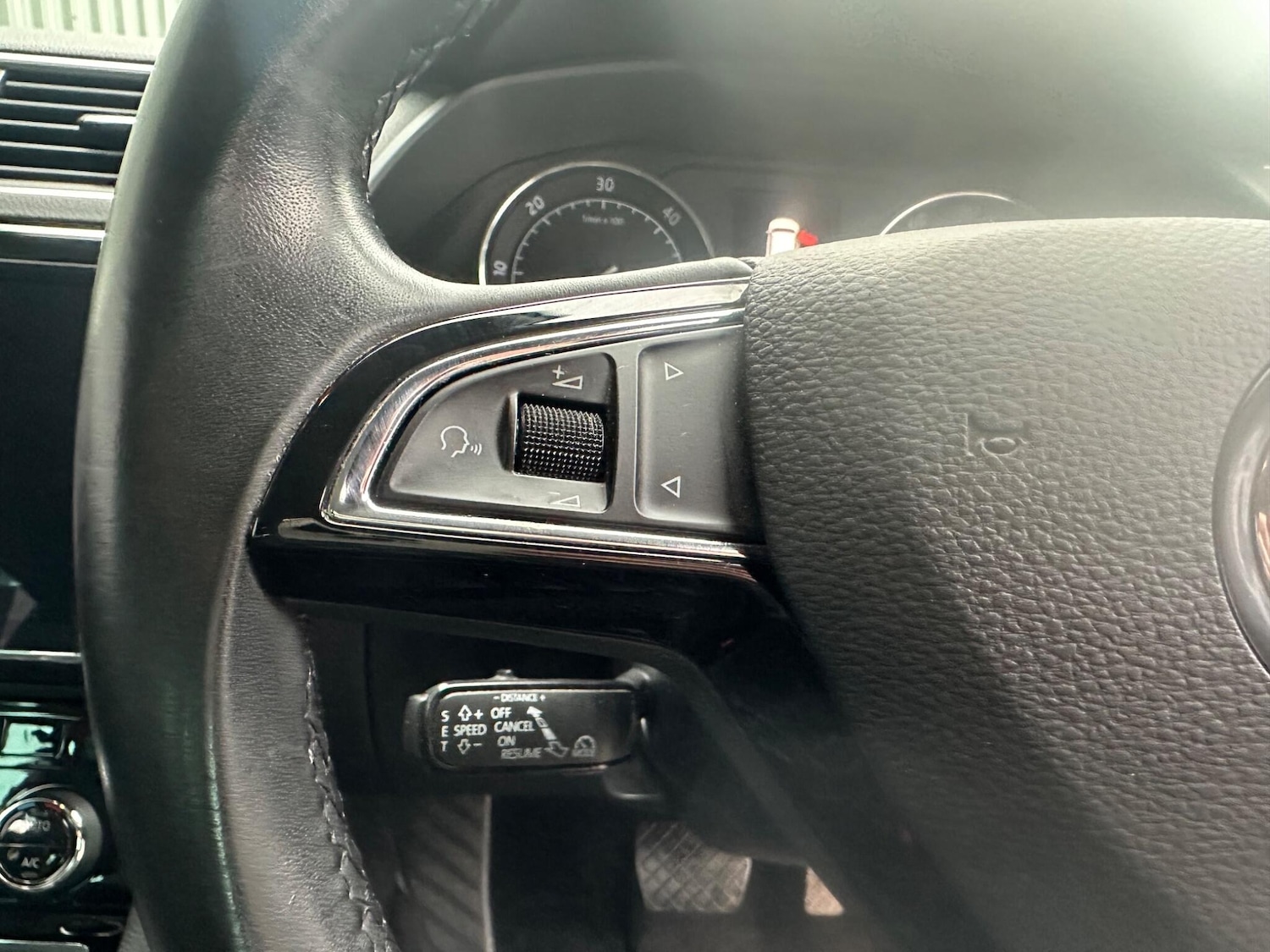 Used Skoda Superb 2019 for sale - 76415358: Photo 17