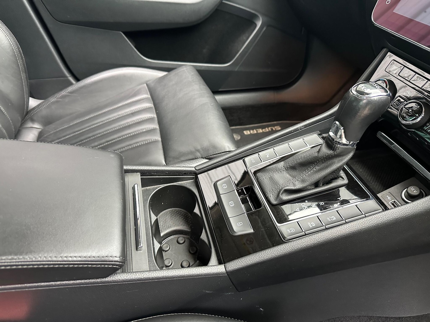 Used Skoda Superb 2019 for sale - 76415358: Photo 30