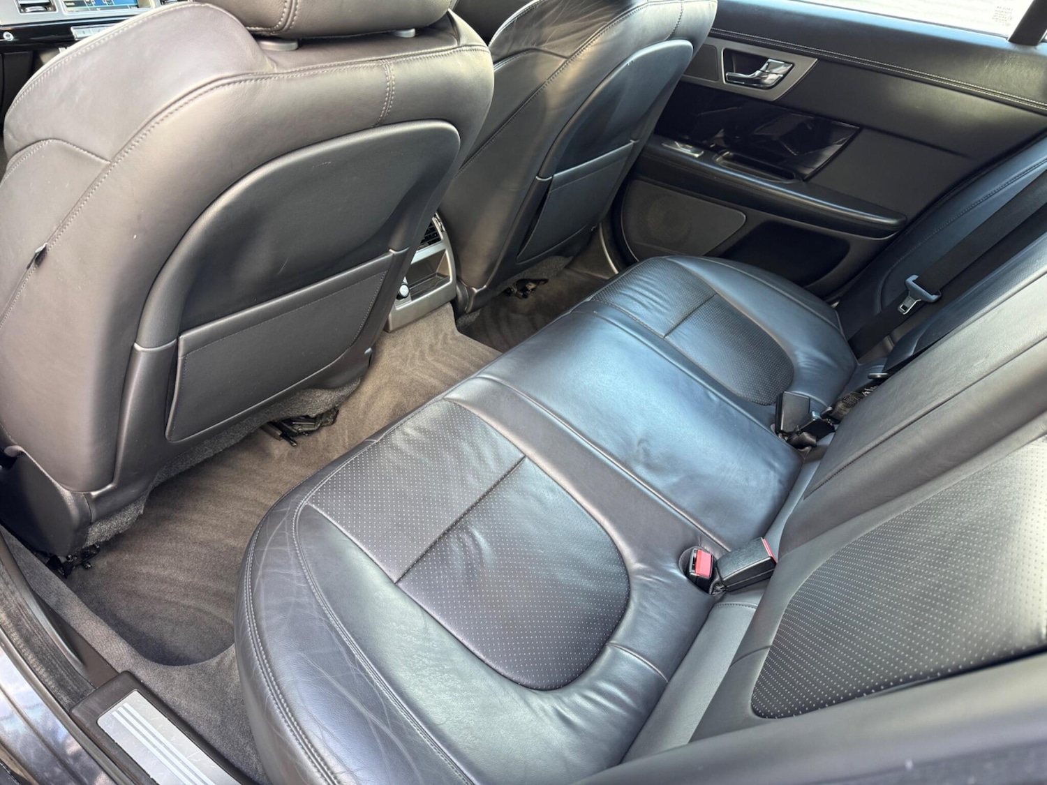 Used Jaguar XF 2011 for sale - 77067066: Photo 15