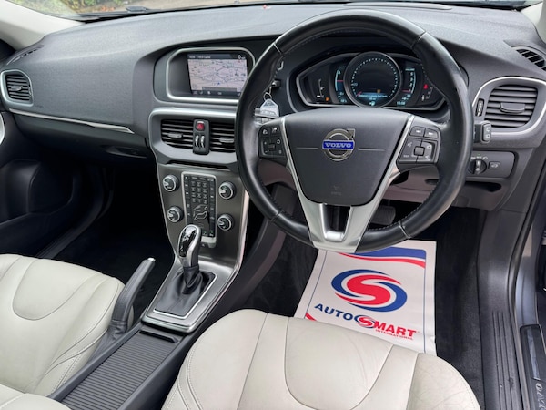 Used Volvo V40 2014 for sale - 75658429: Photo 17