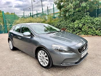 Volvo - V40