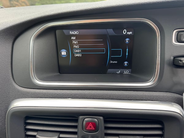 Used Volvo V40 2014 for sale - 75658429: Photo 20