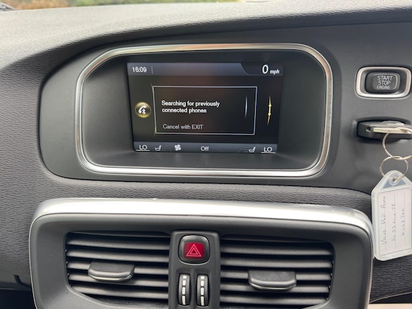Used Volvo V40 2014 for sale - 75658429: Photo 22