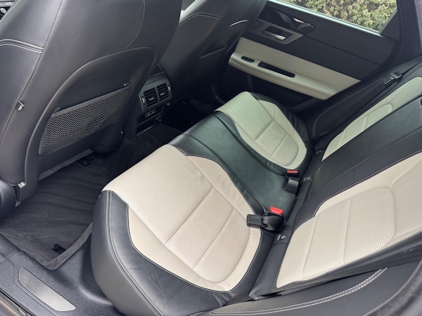 Used Jaguar XF 2016 for sale - 76295298: Photo 15