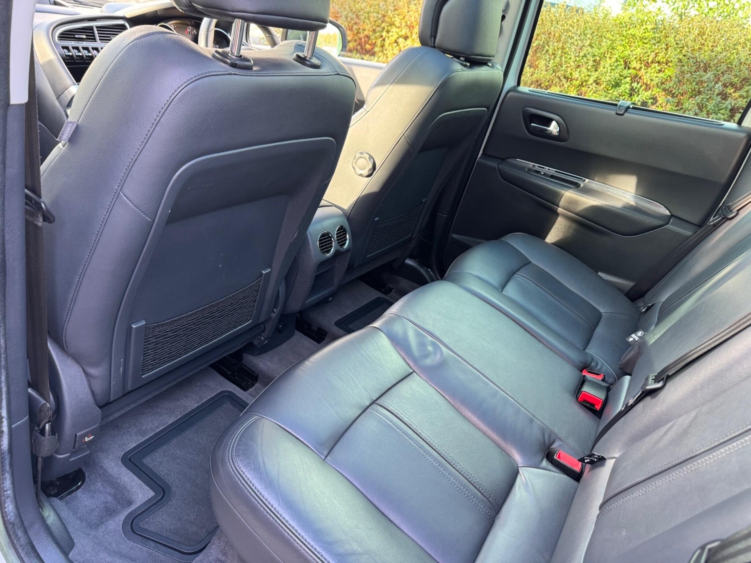 Used Peugeot 3008 2011 for sale - 76349409: Photo 15