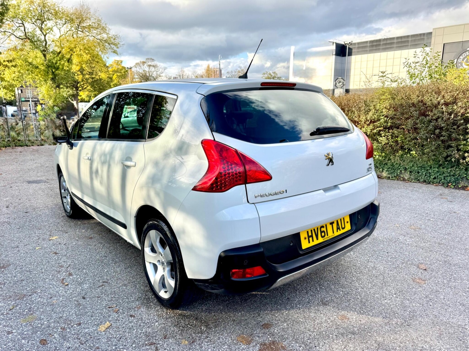 Used Peugeot 3008 2011 for sale - 76349409: Photo 5