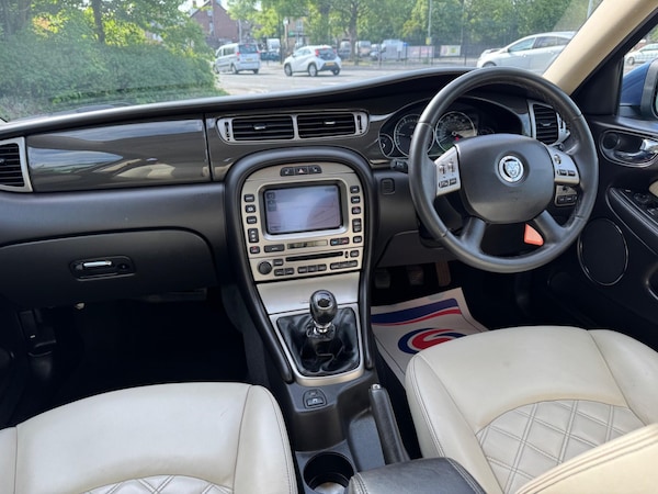 Used Jaguar X-Type 2009 for sale - 74751003: Photo 16