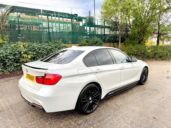 Used BMW 3 Series 2015 for sale - 76689137: Photo