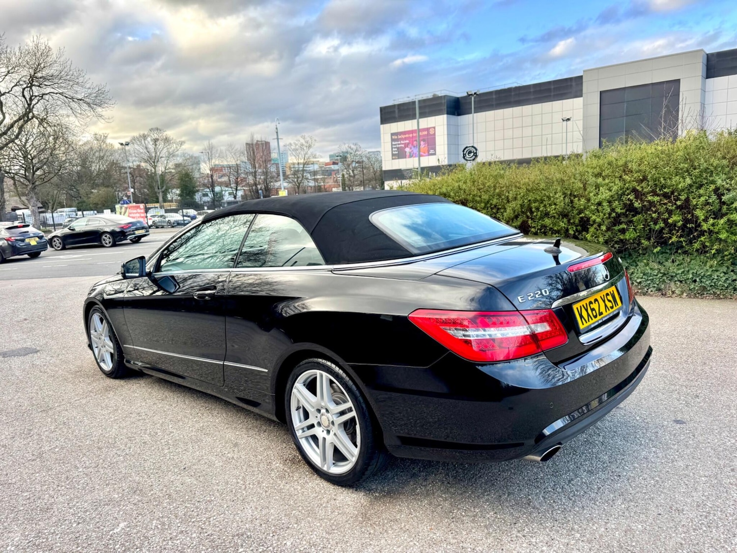 Used Mercedes-Benz E Class 2012 for sale - 77824017: Photo 12