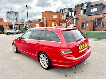 Used Mercedes-Benz C Class 2010 for sale - 76201403: Photo
