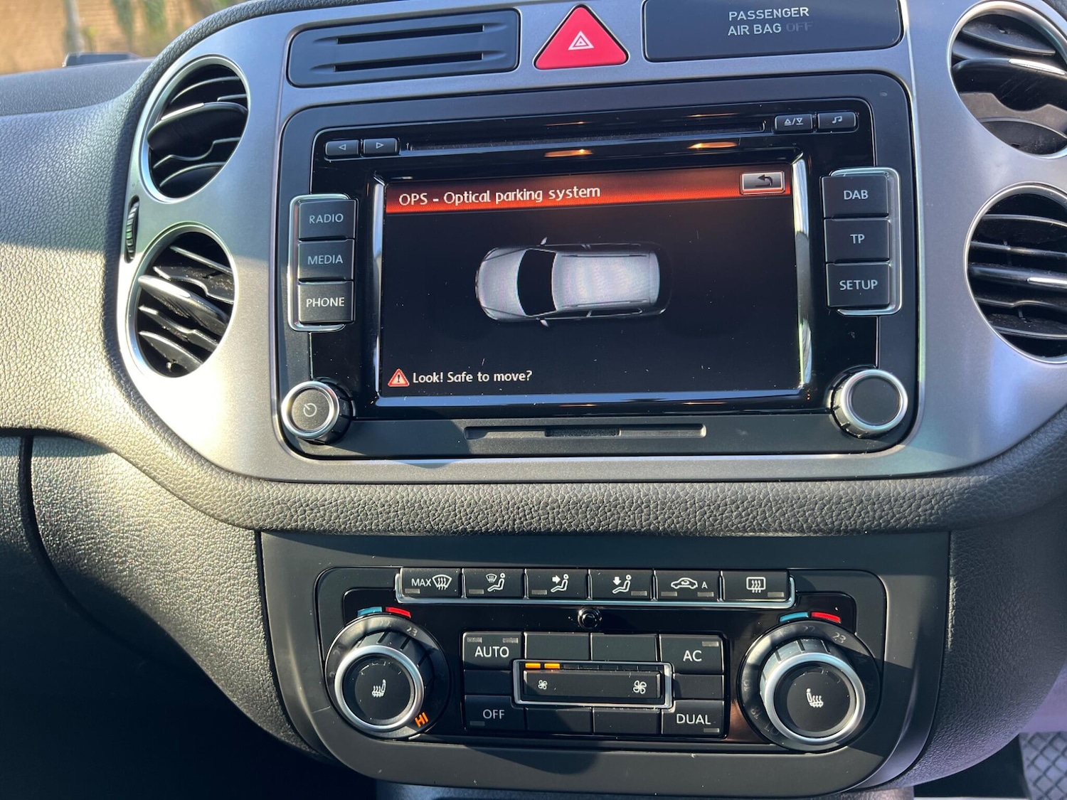 Used Volkswagen Tiguan 2010 for sale - 77376354: Photo 18