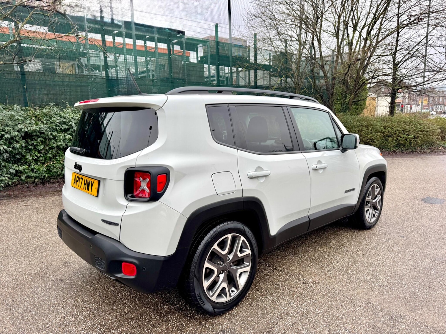 Used Jeep Renegade 2017 for sale - 77439938: Photo 4
