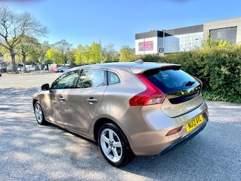 Used Volvo V40 2013 for sale - 78362860: Photo