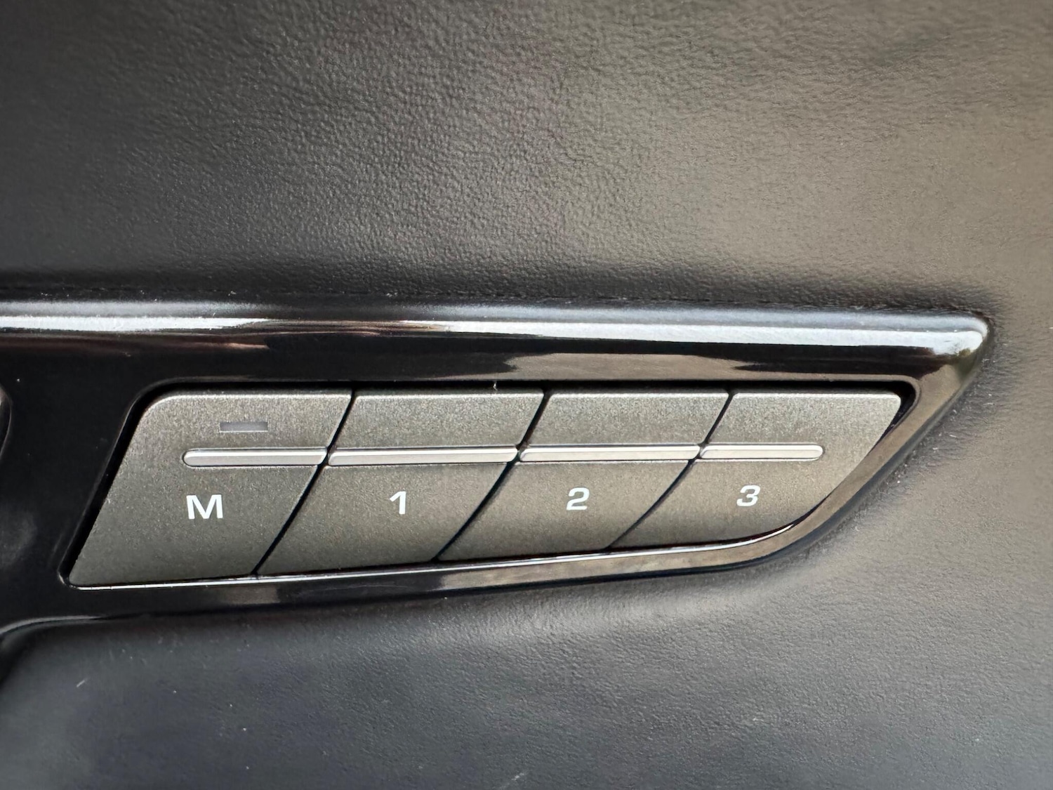 Used Land Rover Range Rover Evoque 2016 for sale - 76538748: Photo 25